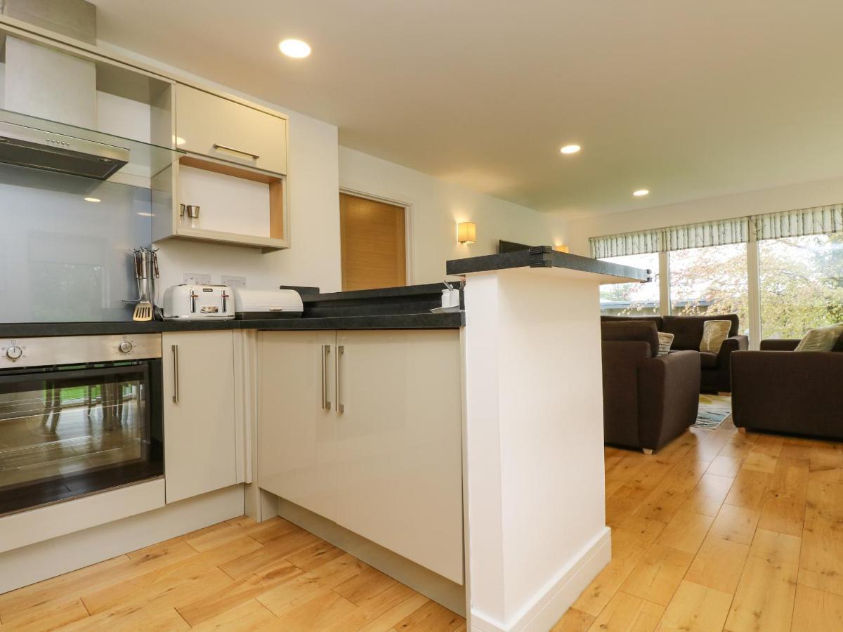 Villa Elm à Truro Extérieur photo