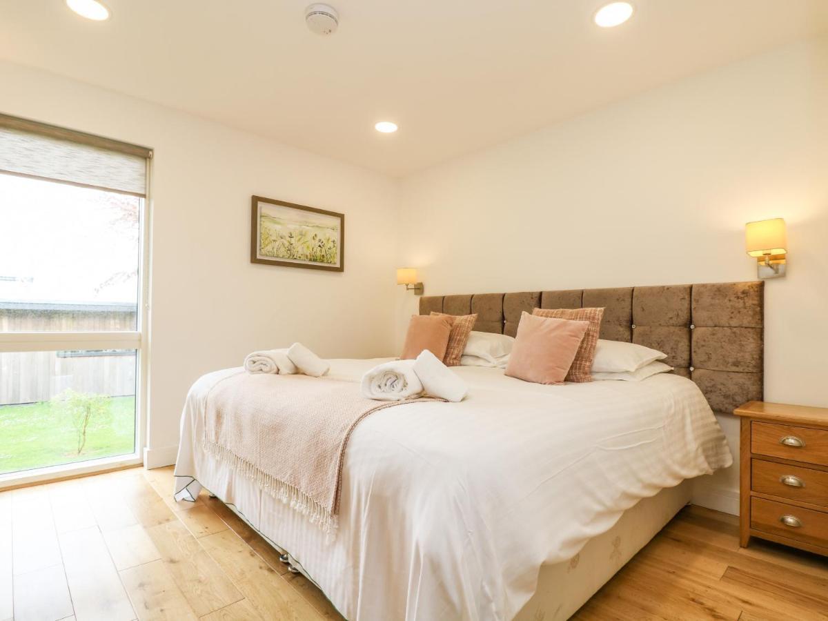 Villa Elm à Truro Extérieur photo