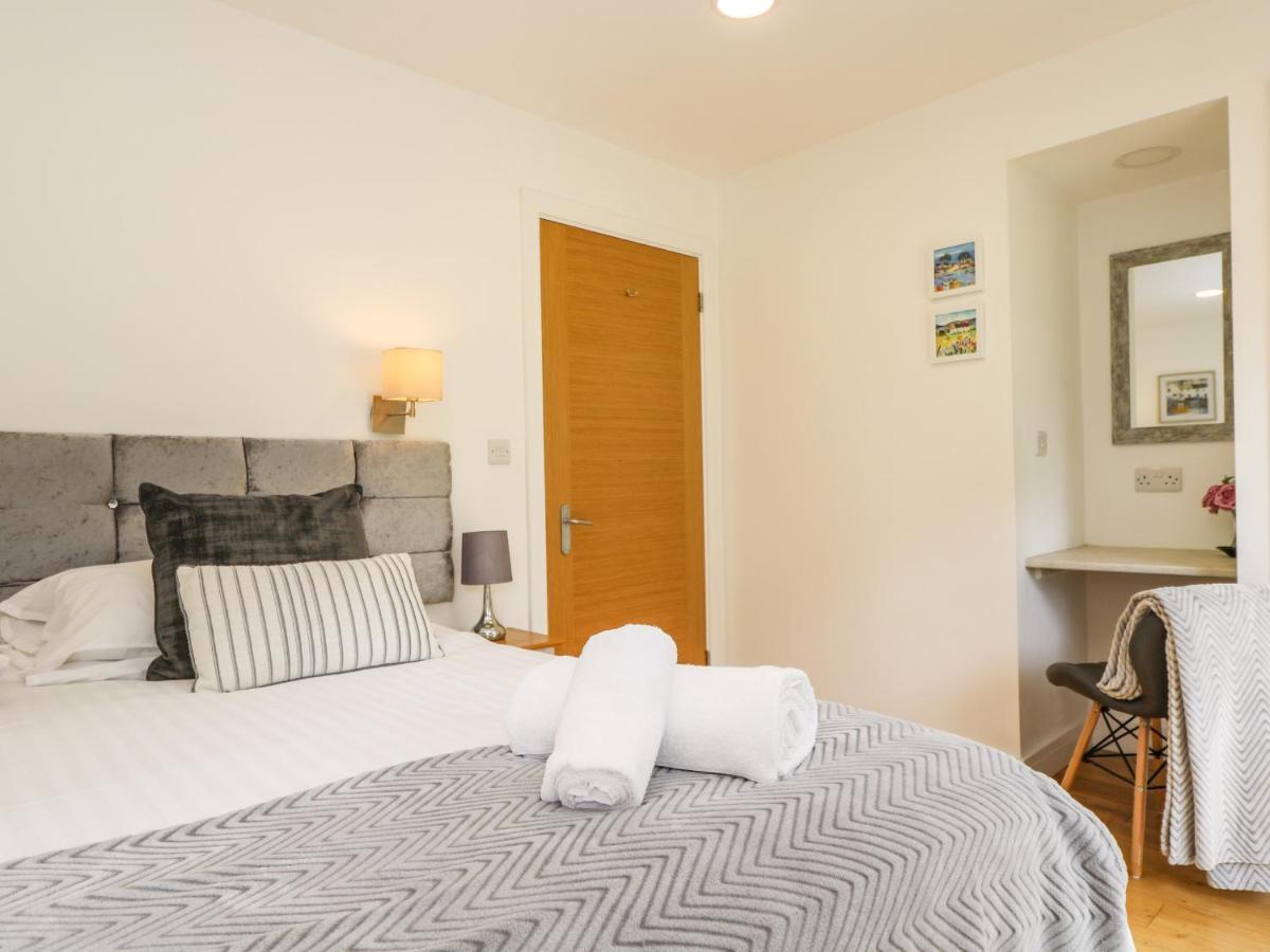Villa Elm à Truro Extérieur photo